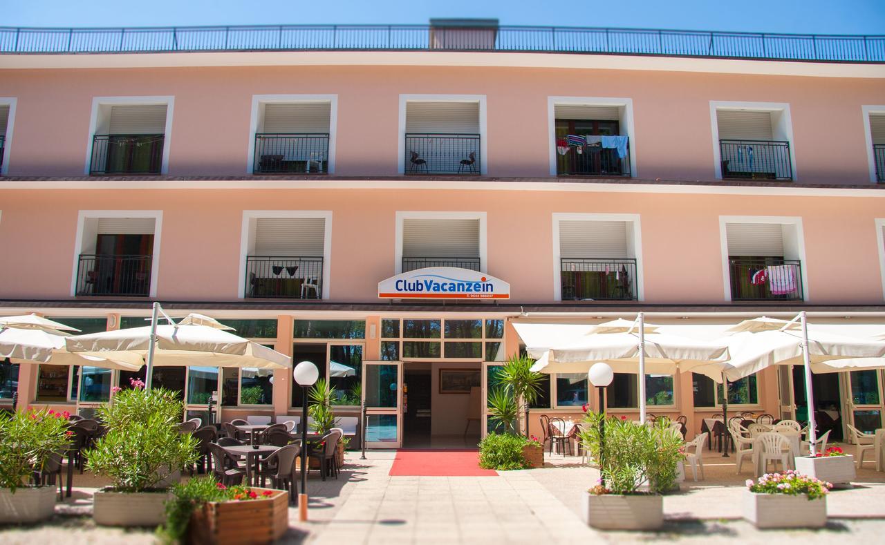 Club Vacanze In Cervia Extérieur photo